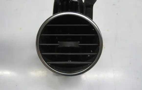 Land Rover Discovery 4 - LR4 Dashboard side air vent grill/cover trim AH2201454D