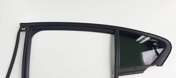 Ford Focus Rear door window glass