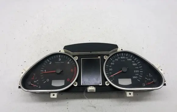 Audi A6 S6 C6 4F Speedometer (instrument cluster) 4F0920931B 4F0910930A