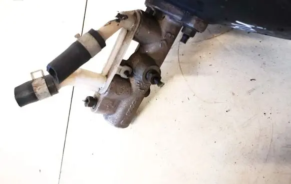 Nissan Almera Tino Master brake cylinder 22157879