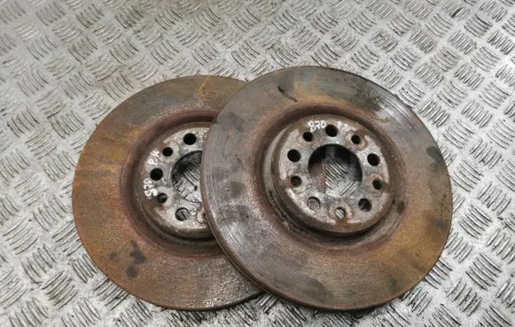 Jeep Cherokee Front brake disc