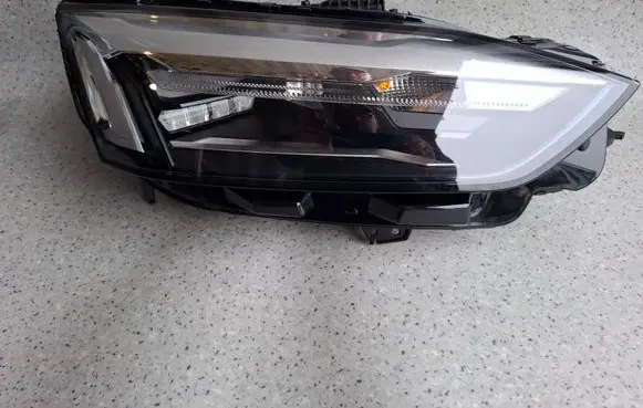 Headlight/headlamp