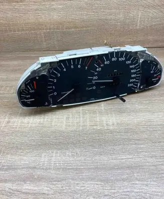 Opel Omega B1 Speedometer (instrument cluster) 90493818 88481674