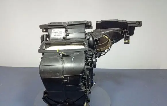 Fiat 500E Interior heater climate box assembly 68106048AF