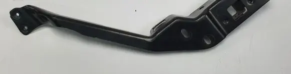 Mercedes-Benz C W204 Headlight/headlamp mounting bracket 204620595