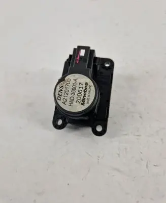 Renault Captur Air flap motor/actuator A21201700