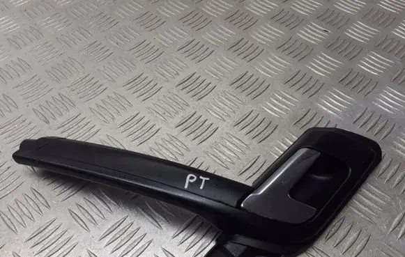 Volkswagen Polo IV 9N3 Rear door handle trim 6Q0839175E