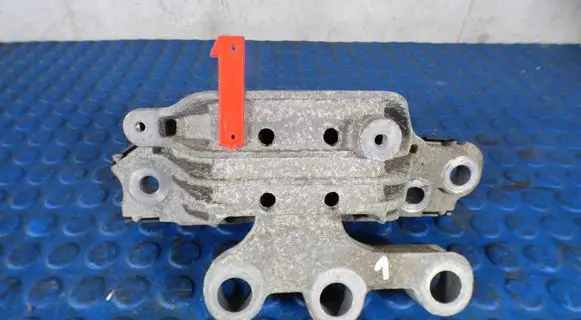 Opel Astra K Engine mount bracket CAR39193447 39193447 586806