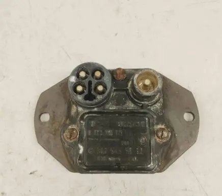 Mercedes-Benz E W124 Ignition amplifier control unit 0025455932 A0025455932 0227100121