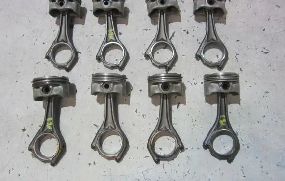 BMW 5 F10 F11 Piston with connecting rod 7603480