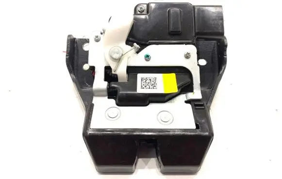 KIA Xceed Tailgate exterior lock 