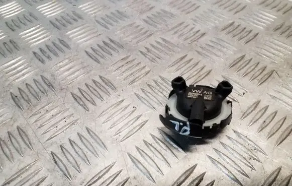 Skoda Octavia Mk3 (5E) Airbag deployment crash/impact sensor 3Q0959354A