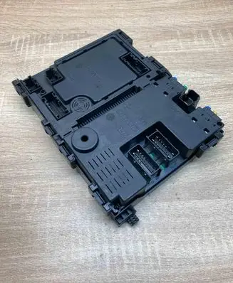 Peugeot 206 Comfort/convenience module 9626460880 S105872300E