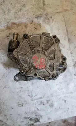 Audi A3 S3 8P Vacuum pump 03L145100