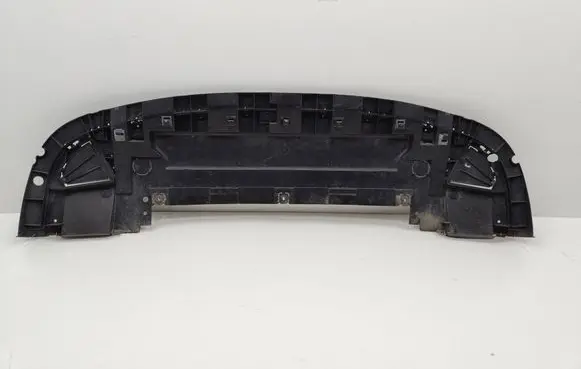 Renault Trafic III (X82) Engine splash shield/under tray 214774423R