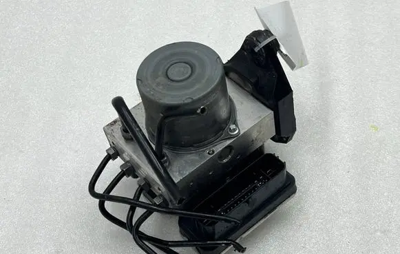 Audi A6 S6 C8 4K ABS Pump 4K0907379T 4K0614517AB