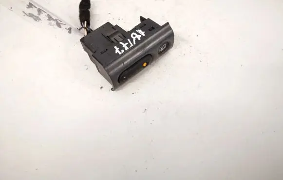 Ford Mondeo MK I Windscreen/window heater switch 93bg18c621ae