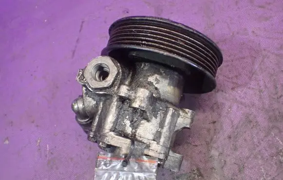 Ford Scorpio Power steering pump