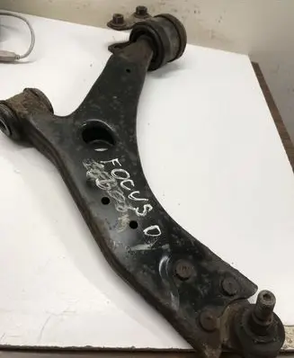 Ford Focus Front lower control arm/wishbone
