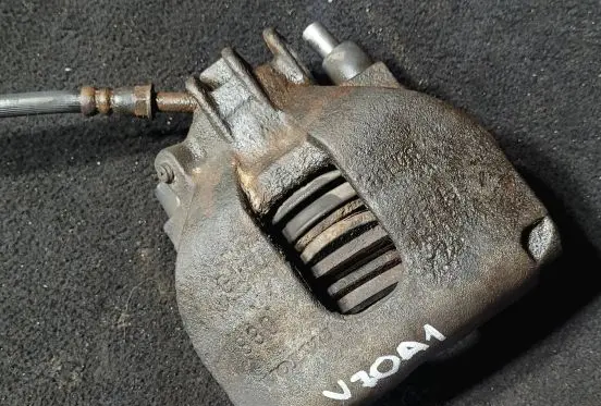 Volvo V70 Front brake caliper