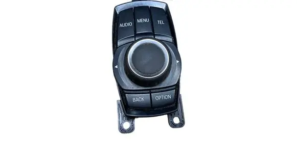 BMW 3 F30 F35 F31 Head unit multimedia control 033623101 140426R0 ZE926170404