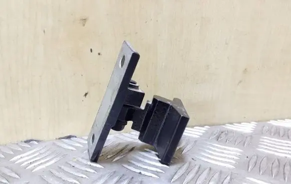 Rear door upper hinge