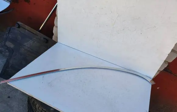 Mercedes-Benz E W212 Tailgate/trunk upper cover trim 