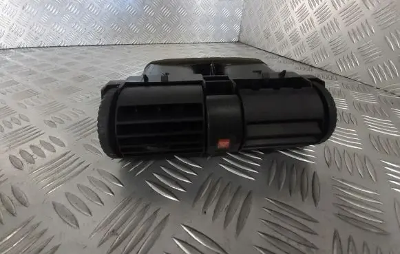 Opel Astra G Dashboard air vent grill cover trim 90560344