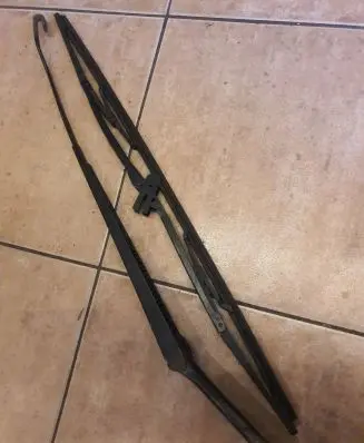 Ford Focus Front wiper blade arm XS4117527aa