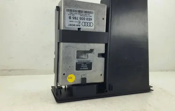 Audi A6 S6 C6 4F HiFi Audio sound control unit 4E0035785B V700021003