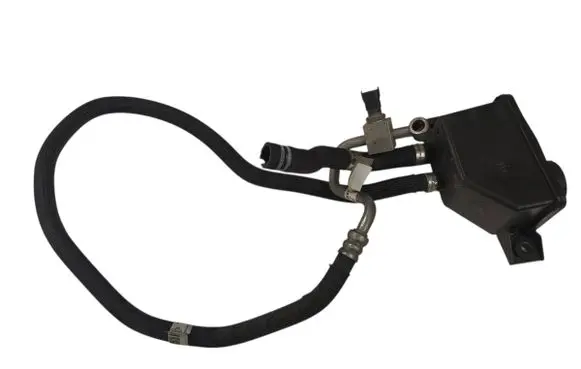 Maserati Ghibli Power steering fluid tank/reservoir 670001924