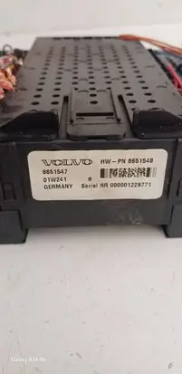 Volvo S60 Fuse box set 8651548 8651243