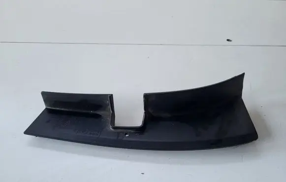 Skoda Octavia Mk3 (5E) Rear/tail light trim molding 5E9945312
