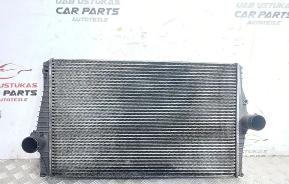 Volvo XC90 Intercooler radiator 989581K 04071983