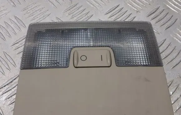 Audi A6 S6 C5 4B Headlining lighting console trim 4B0947105