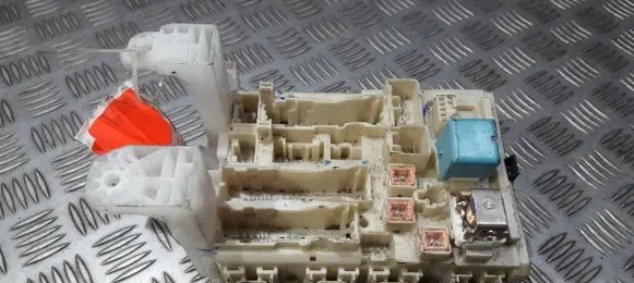 Toyota Auris 150 Fuse box set 74700208 7470-0208