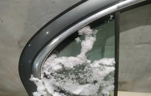 Jaguar X-Type Rear vent window glass AS2