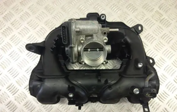 Toyota C-HR I Intake manifold 17120-0T180