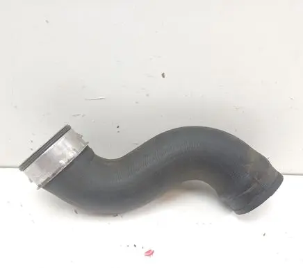 Intercooler hose/pipe