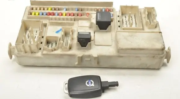 Volvo V50 Fuse box set 31254903