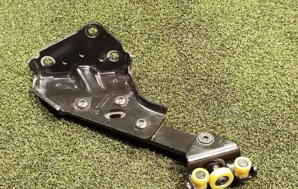Renault Kangoo III Tailgate hinge 745976202R
