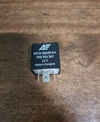 Volkswagen Sharan Other relay 7M0906363 95VW8B658KA