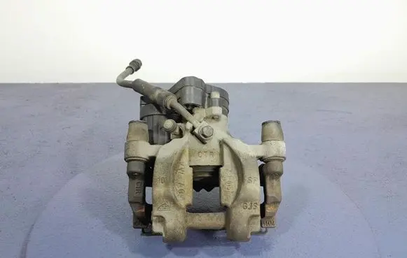 Rear brake caliper