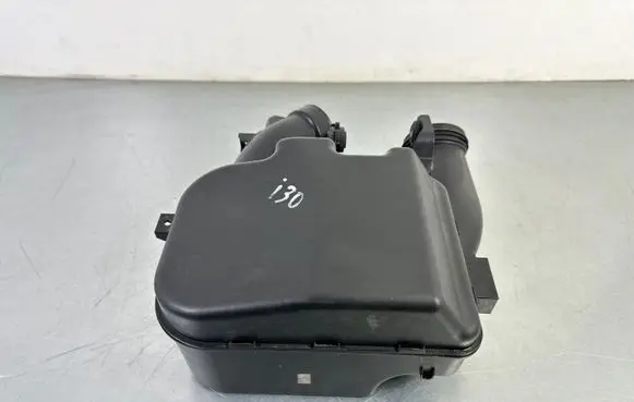 Hyundai i30 Air filter box 28220J7000 28220B3000 93190G3000