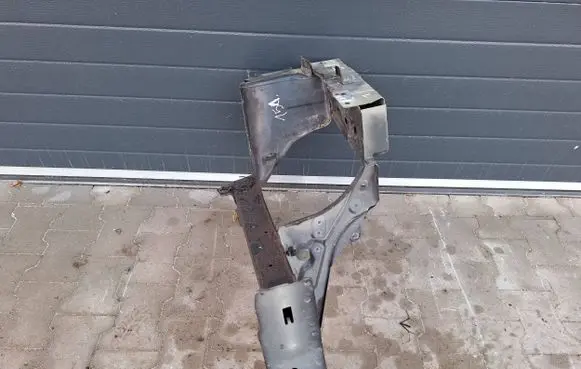 Front quarter panel