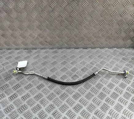 Volvo V60 Air conditioning (A/C) pipe/hose 32226282
