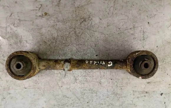 Suzuki Grand Vitara I Rear control arm 2J1059B