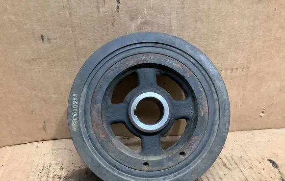 Subaru Legacy Crankshaft pulley 01025A