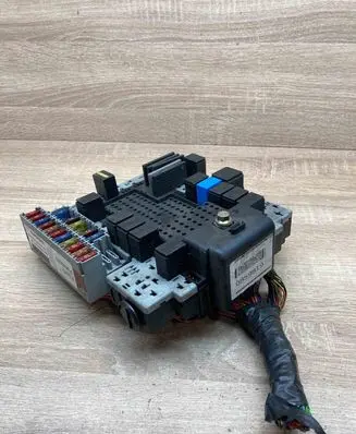 Volvo V70 Fuse module 8622520 0859819