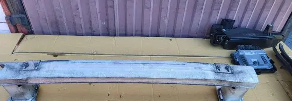 Citroen C3 Picasso Front bumper cross member 9681567880